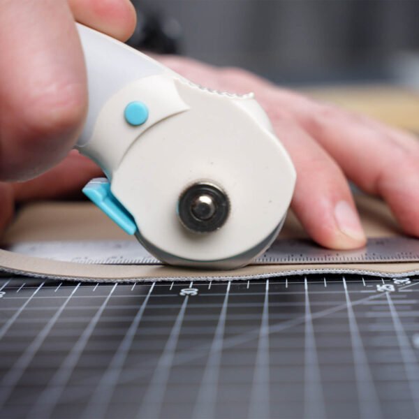 Sailrite Self Healing Double-Sided Cutting Mat 24" x 36"
